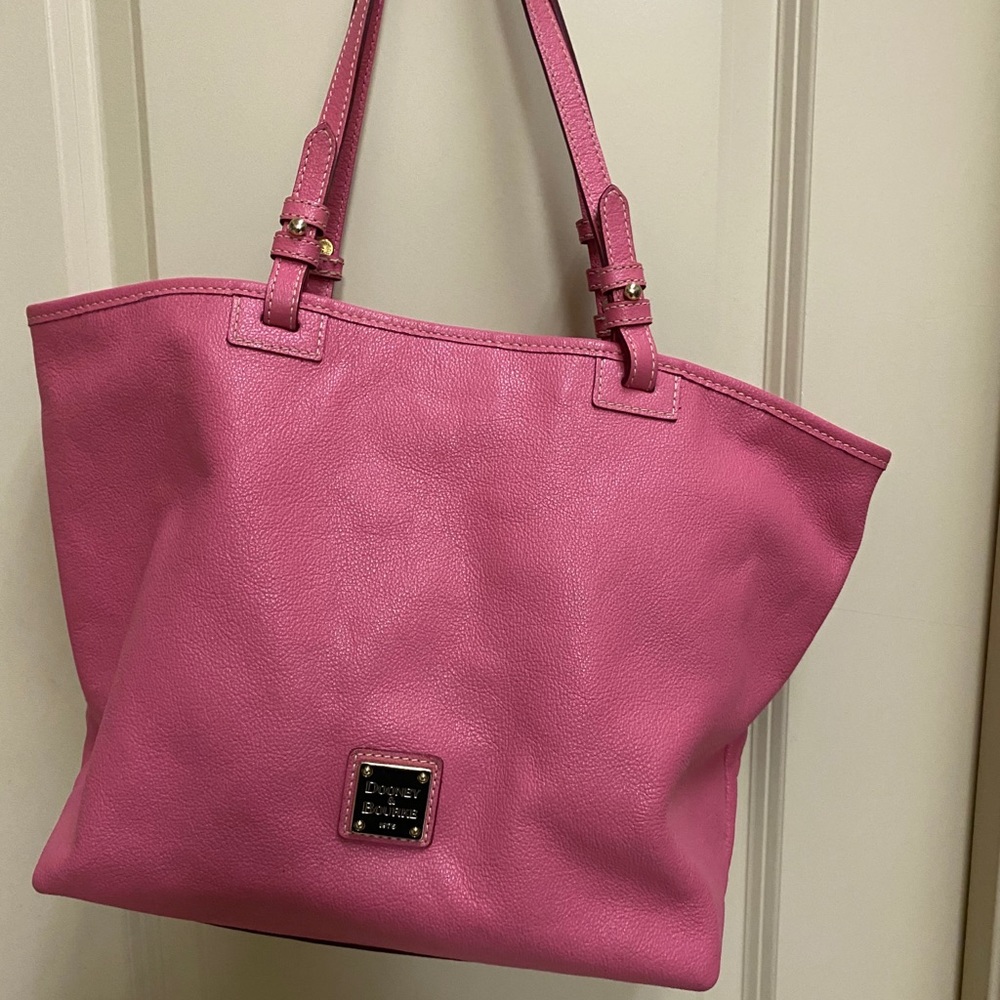 Dooney & Bourke leather purse